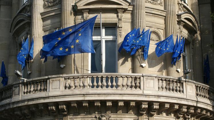 Gebäude mit EU-Flaggen